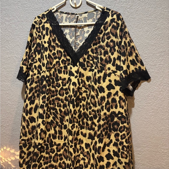 Leopard Print V-Neck Dress with Lace Trim - Picture 1 of 3